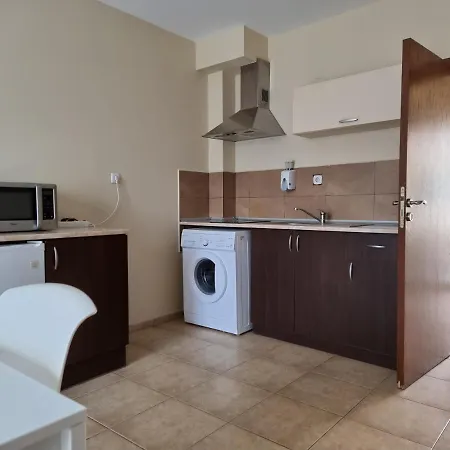 Kiara * Sf. Constantin și Elena