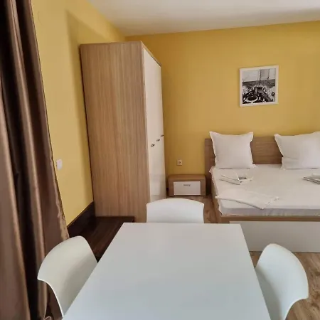 Kiara Св. Св. Константин и Елена