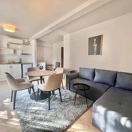 Kiara Apartment *