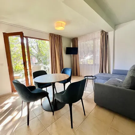 Kiara Apartment Saints Constantine and Helena