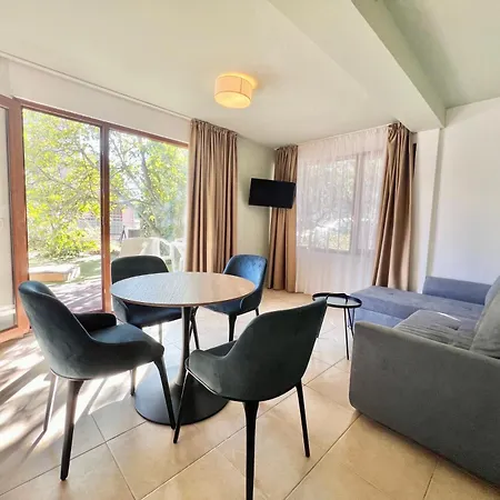 Kiara Szent Konstantin és Elena