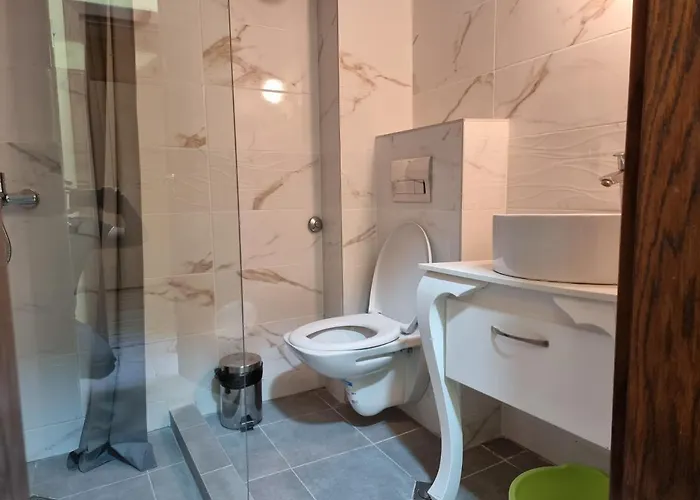 Kiara Saints Constantine and Helena