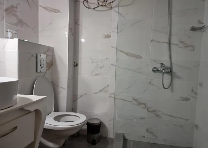 Kiara * Sf. Constantin și Elena