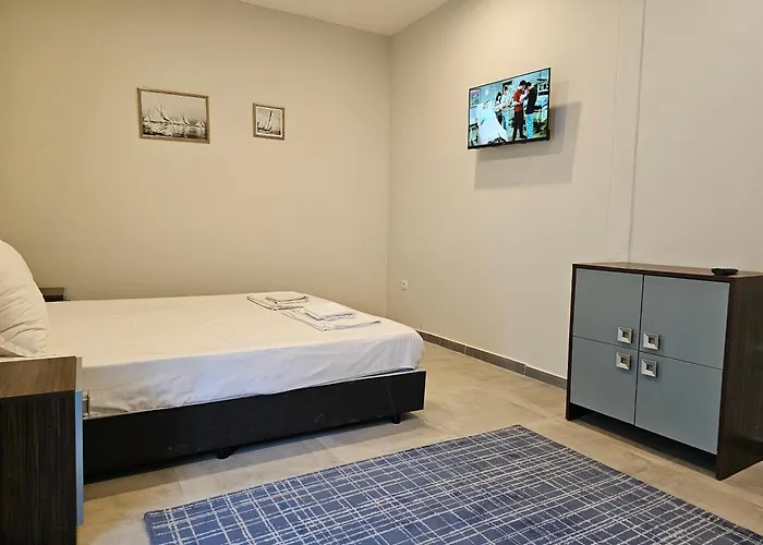 Kiara * Sf. Constantin și Elena